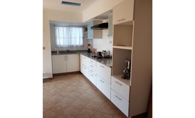 Casa 3 ambientes con quincho en La Armonia