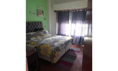 RETASADA!!! EXCELENTE CASA C/LOCAL Y DEPTO.