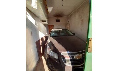 RETASADA!!! EXCELENTE CASA C/LOCAL Y DEPTO.