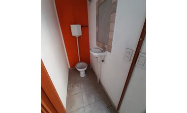 RETASADA!!! EXCELENTE CASA C/LOCAL Y DEPTO.