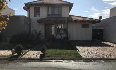 SE RECIBEN OFERTAS/SANTA ELENA - Casa - Venta