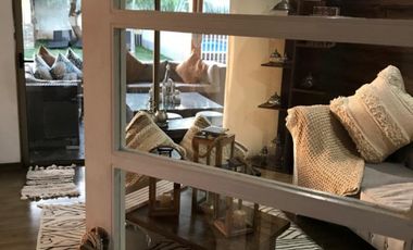 SE RECIBEN OFERTAS/SANTA ELENA - Casa - Venta