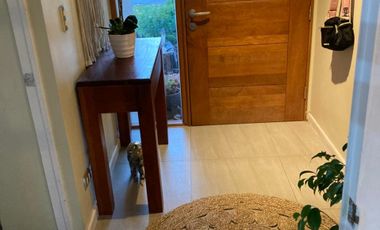 SE RECIBEN OFERTAS/SANTA ELENA - Casa - Venta