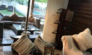 SE RECIBEN OFERTAS/SANTA ELENA - Casa - Venta