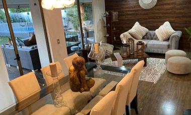 SE RECIBEN OFERTAS/SANTA ELENA - Casa - Venta