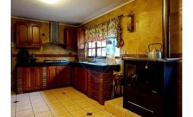 MARAVILLOSA CASA FAMILIAR EN LA TRANQUILIDAD DE RINCONADA DE LOS ANDES