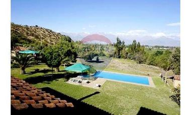 MARAVILLOSA CASA FAMILIAR EN LA TRANQUILIDAD DE RINCONADA DE LOS ANDES