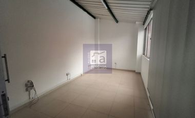 COD. 5797 - SE ARRIENDA LOCAL - BARRIO:  CASCO ANTIGUO