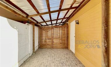 Casa en arriendo de 3 dorm. en Villa Alemana