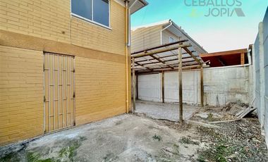 Casa en arriendo de 3 dorm. en Villa Alemana