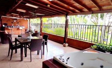 casa en venta en hacienda el castillo. Cod V16447