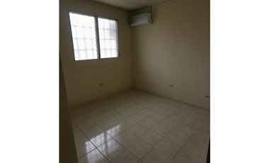 VENTA DE CASA EN PENONOME - VILLA KAROLA
