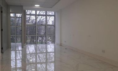 Excelente oficina en venta. Edificio LINEHOUSE.