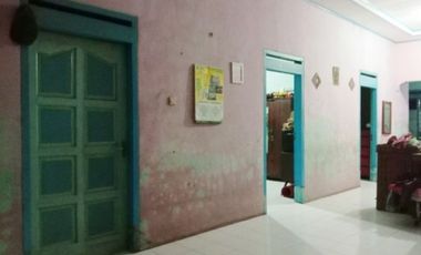 Dijual rumah di Sumber