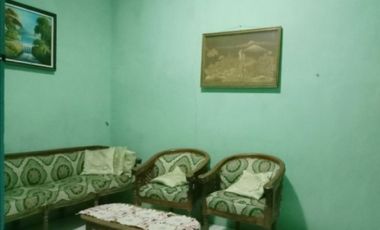 Dijual rumah di Sumber