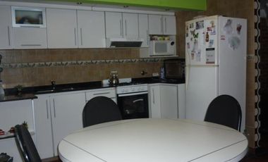 CASA 4AMB 300M2 a 150m de Triunvirato Billinghurst