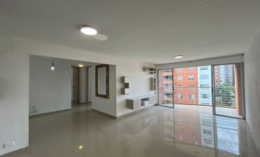 apartamento en arriendo en urbanización la flora. Cod A3723
