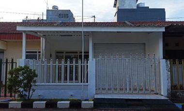 Rumah Mulyosari Tengah, Siap Huni, Row 2.5 mobil