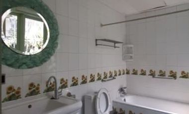 RUMAH KEDUA MURAH SIAP HUNI TANAH LUAS LOKASI SANGAT STRATEGIS DI RADIO DALAM GANDARIA UTARA JAKARTA SELATAN