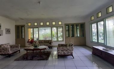 RUMAH KEDUA MURAH SIAP HUNI TANAH LUAS LOKASI SANGAT STRATEGIS DI RADIO DALAM GANDARIA UTARA JAKARTA SELATAN