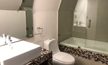 Residencia en venta en Cumbres del Lago, Juriquilla. Lago Saquila
