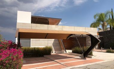 Residencia en venta en Cumbres del Lago, Juriquilla. Lago Saquila
