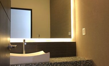 Residencia en venta en Cumbres del Lago, Juriquilla. Lago Saquila