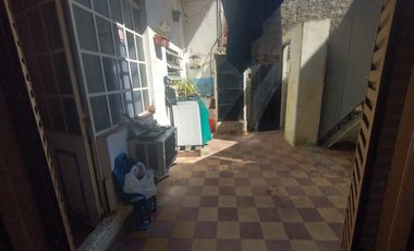 PH AL FONDO DE 3 AMBIENTES CON PATIO.