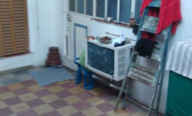 PH AL FONDO DE 3 AMBIENTES CON PATIO.