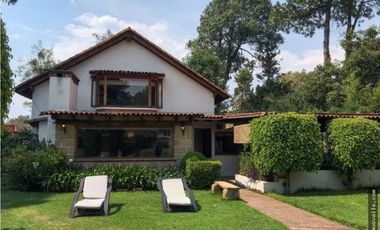 CASA EN CONDOMINIO EN AVANDARO, VALLE DE BRAVO