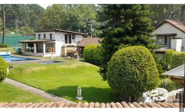 CASA EN CONDOMINIO EN AVANDARO, VALLE DE BRAVO