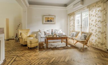 Excelente Casa en venta - V.Lopez-Vias/Maipu