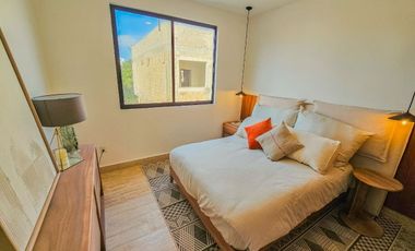 Casa · 3 Recámaras · Arbolada · Av. Huayacán · Amenidades