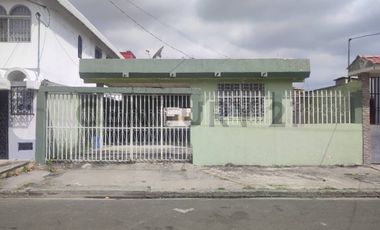 Se vende casa en Cdla. La Fae Norte de Guayaquil DiaM