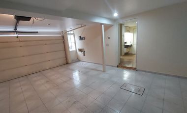 Casa en venta con jardín a 15 min de Santa Fe