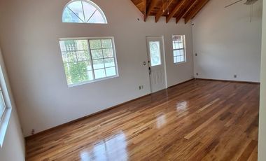 Casa en venta con jardín a 15 min de Santa Fe