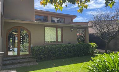 Casa en venta en Cerrada en San Lorenzo Acopilco