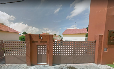 Casa en Residencial El Zapote, Emiliano Zapata, Morelos. **Remate Bancario**.