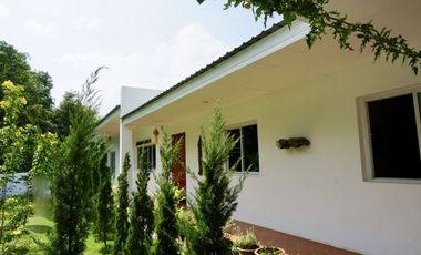 A 5-6 bedrooms villa with private pool for sale in Mae Rim, Chiang Mai