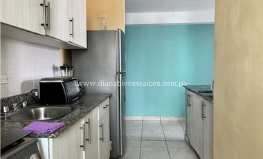 Venta de apartamento en Parque Lefevre