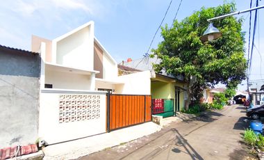 Rumah Siap Huni 10 menit ke Pintu Tol BSD Barat 1 Hadap Utara J-39017