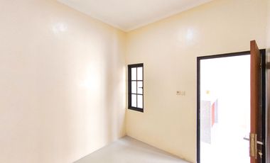 Rumah Siap Huni 10 menit ke Pintu Tol BSD Barat 1 Hadap Utara J-39017