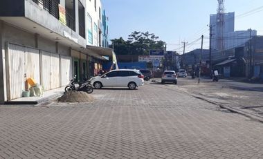 Ruko Gandeng 3 Posisi Hook Lokasi Strategis di tepi Jl. Jombang Raya 5115