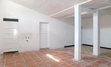 local en arriendo en zona bancaria. Cod A89843