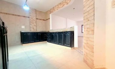 COD. 335 - SE ARRIENDA CASA - BARRIO: LA TOSCANA