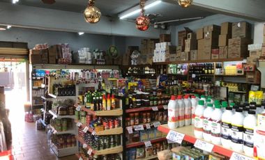 Venta/alquiler De Fondo De Comercio 150 Metros. La Tablada