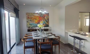 Casa en venta al norte de la ciudad Fracc. Alyssa modelo Kahli