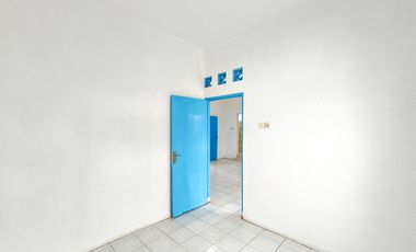 Rumah LT 113 SHM Hadap Selatan 15 Mnt ke Paradise Walk Serpong J-37238