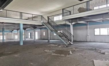 Bangunan di R.A. Kartini Gresik