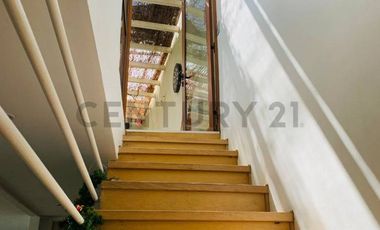 SE ARRIENDA DEPTO. 3D-3B CON GRAN TERRAZA Y QUINCHO